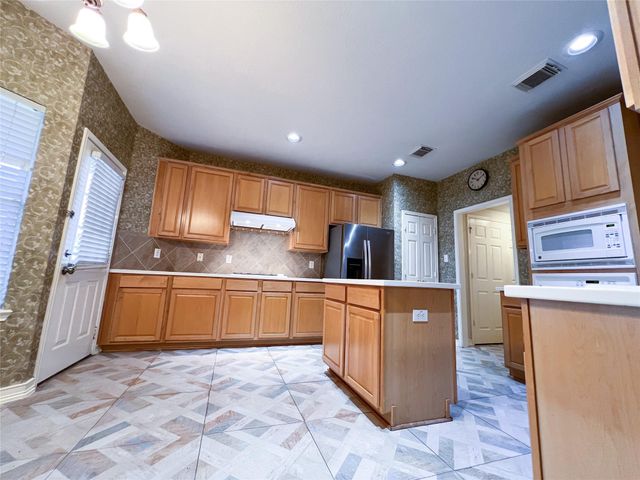 908 Azalea Pointe, League City, TX 77573