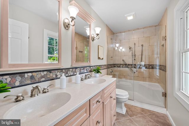 427 YORKSHIRE DR, Severna Park, MD 21146