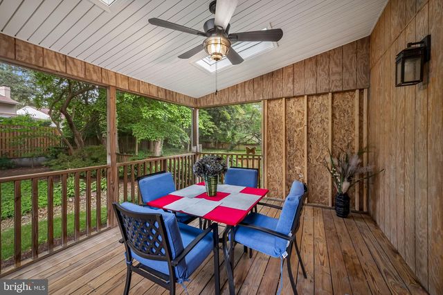 427 YORKSHIRE DR, Severna Park, MD 21146