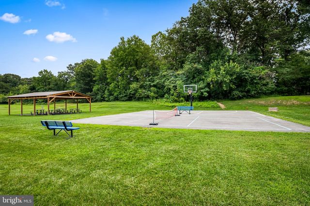 427 YORKSHIRE DR, Severna Park, MD 21146