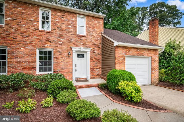 427 YORKSHIRE DR, Severna Park, MD 21146
