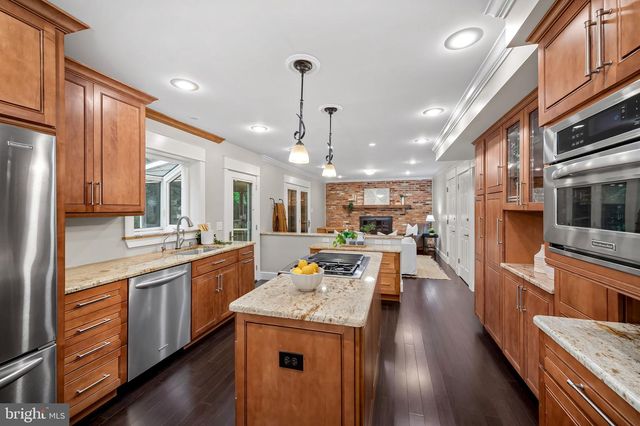 427 YORKSHIRE DR, Severna Park, MD 21146