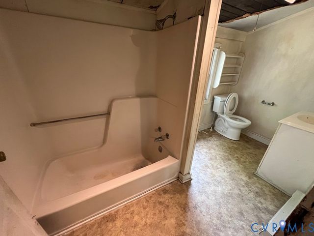 223 S 11th Ave, Hopewell, VA 23860