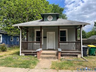 223 S 11th Ave, Hopewell, VA 23860