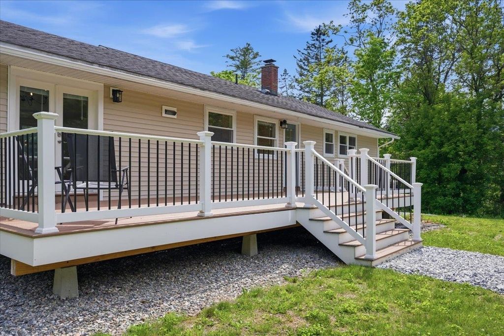 Image 29 of property listing at 395 Barnumville Road, Manchester, VT 05255