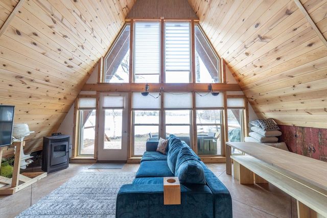 47 Lakeshore Drive, Montello, WI 53949