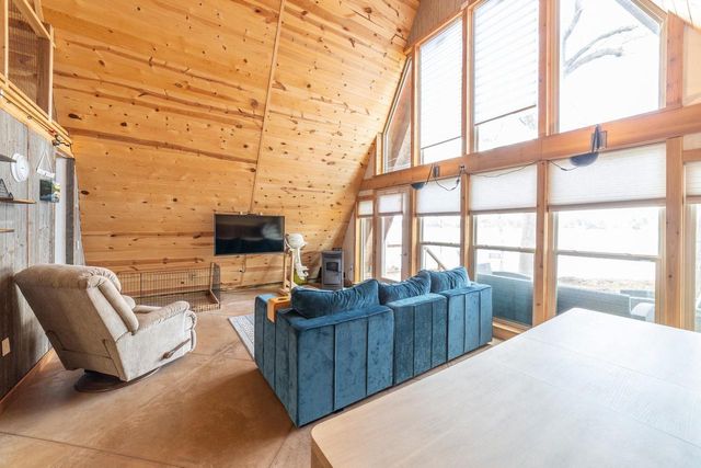 47 Lakeshore Drive, Montello, WI 53949