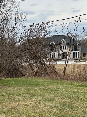 50285 7 Mile Road, Northville Township, MI 48167