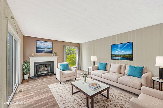 58 Twin Lakes Drive, Fairfield, OH 45014