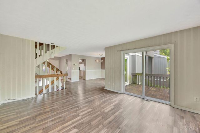 58 Twin Lakes Drive, Fairfield, OH 45014