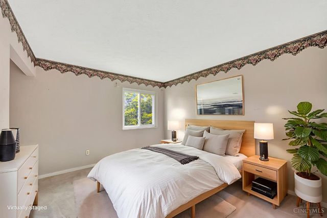 58 Twin Lakes Drive, Fairfield, OH 45014