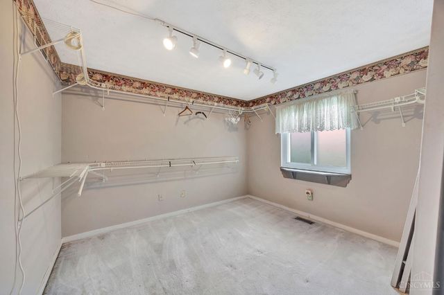 58 Twin Lakes Drive, Fairfield, OH 45014