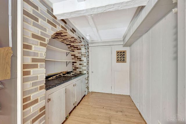 58 Twin Lakes Drive, Fairfield, OH 45014