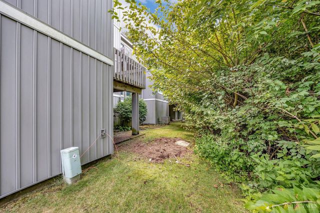 58 Twin Lakes Drive, Fairfield, OH 45014