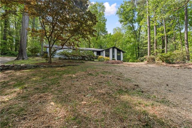 5253 Oxbow Road, Stone Mountain, GA 30087