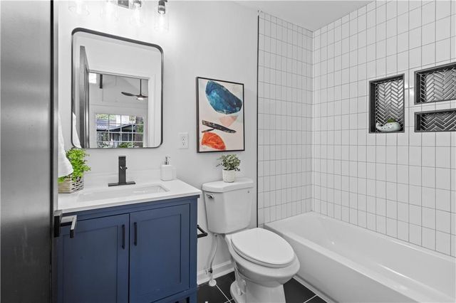 5253 Oxbow Road, Stone Mountain, GA 30087