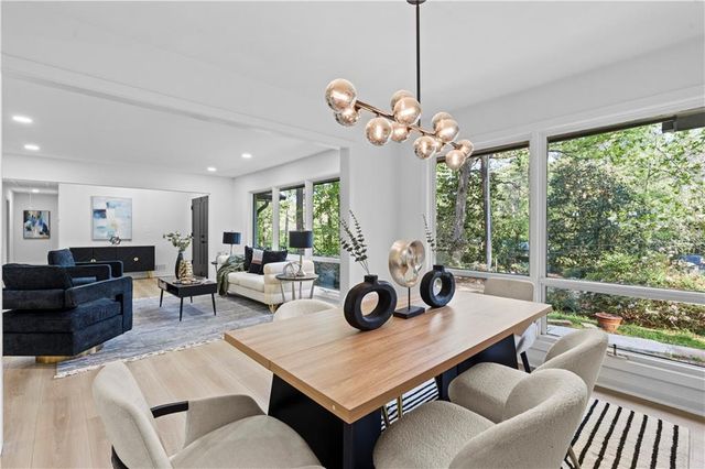 5253 Oxbow Road, Stone Mountain, GA 30087