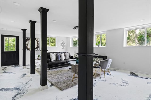 5253 Oxbow Road, Stone Mountain, GA 30087