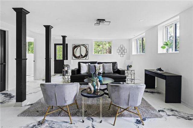 5253 Oxbow Road, Stone Mountain, GA 30087