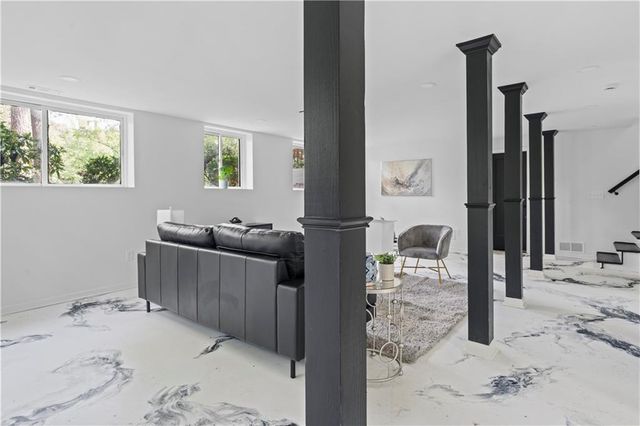 5253 Oxbow Road, Stone Mountain, GA 30087