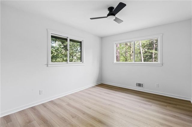 5253 Oxbow Road, Stone Mountain, GA 30087