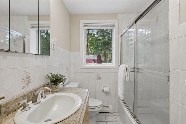 20 Biscayne Drive, Billerica, MA 01821