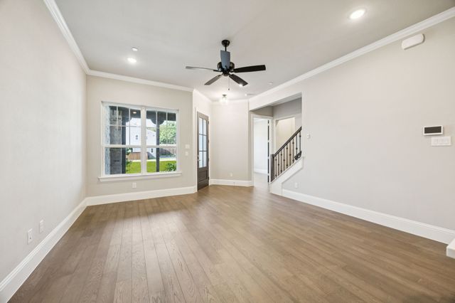 305 Sunset Lane 102, Fort Worth, TX 76114