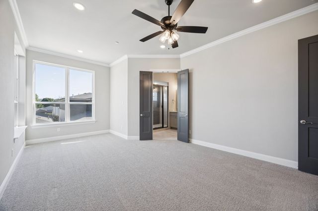 305 Sunset Lane 102, Fort Worth, TX 76114