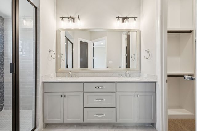 305 Sunset Lane 102, Fort Worth, TX 76114