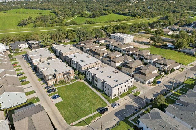305 Sunset Lane 102, Fort Worth, TX 76114
