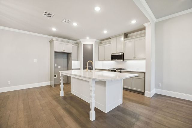 305 Sunset Lane 102, Fort Worth, TX 76114