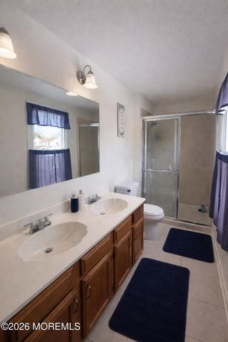 15 Barkalow Avenue, Freehold, NJ 07728