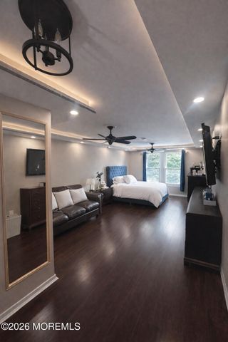 15 Barkalow Avenue, Freehold, NJ 07728