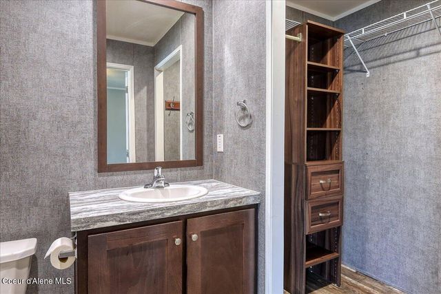 8747 N Starr Loop, Hayden, ID 83835