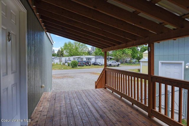 8747 N Starr Loop, Hayden, ID 83835