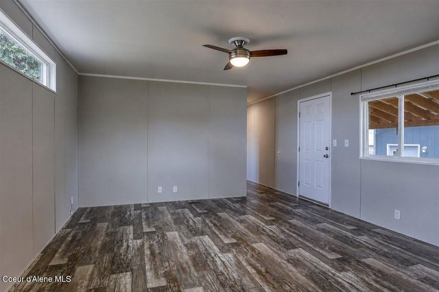 8747 N Starr Loop, Hayden, ID 83835