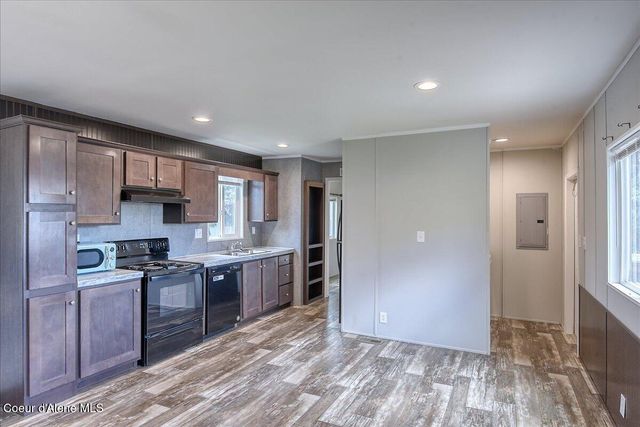 8747 N Starr Loop, Hayden, ID 83835
