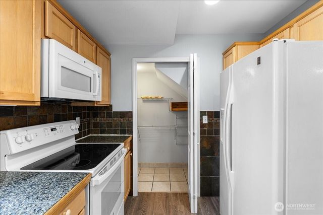 12273 SE 311th Street #22, Auburn, WA 98092