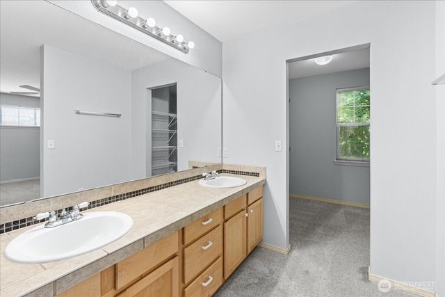12273 SE 311th Street #22, Auburn, WA 98092