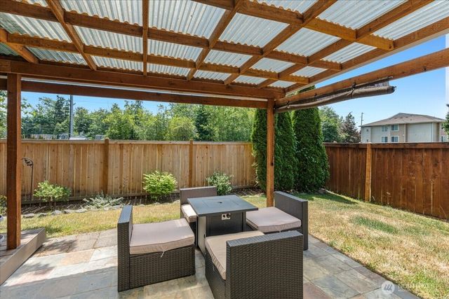 12273 SE 311th Street #22, Auburn, WA 98092