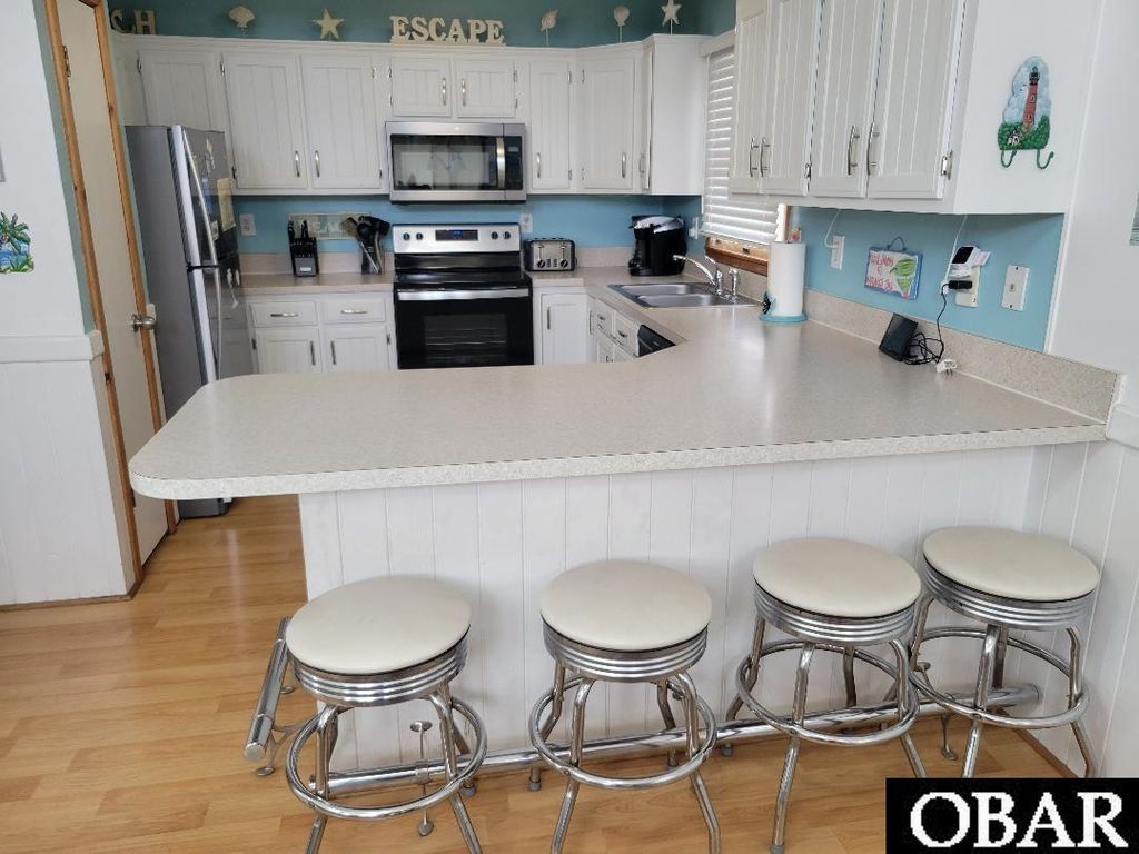 Image 11 of property listing at 3736 Hallett Street Lot 19, Kitty Hawk, NC 27949