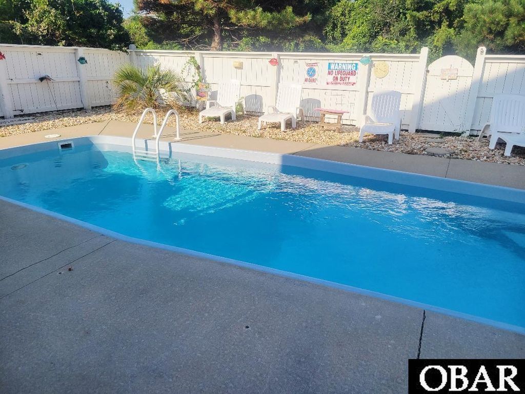 Image 40 of property listing at 3736 Hallett Street Lot 19, Kitty Hawk, NC 27949