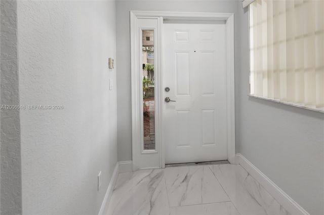 2707 NW 80th Ave, Sunrise, FL 33322