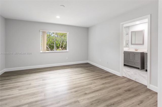 2707 NW 80th Ave, Sunrise, FL 33322