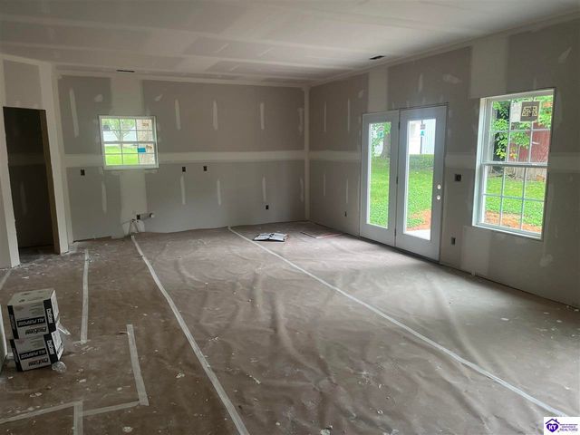 333 First Street, Vine Grove, KY 40175