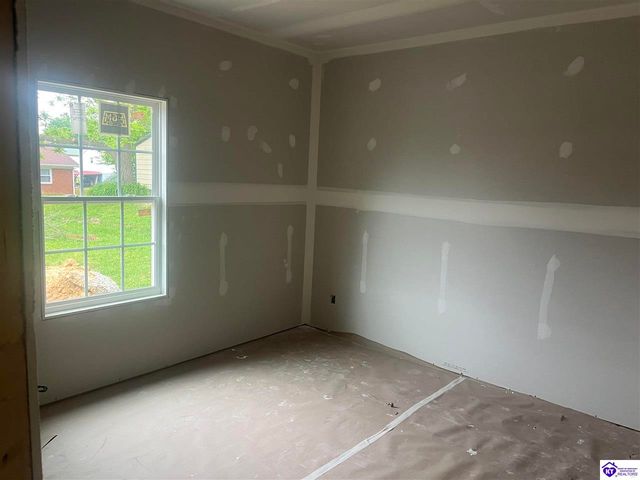 333 First Street, Vine Grove, KY 40175