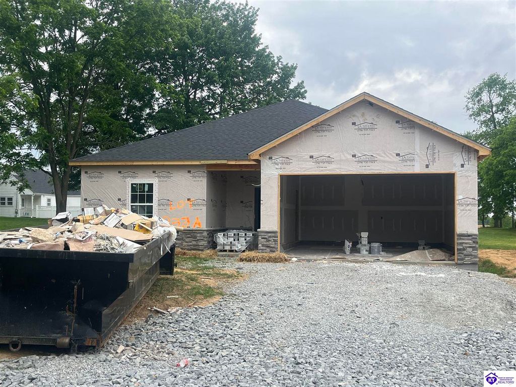 333 First Street, Vine Grove, KY 40175