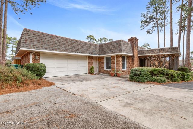 124 Racquet Lane, Pinehurst, NC 28374