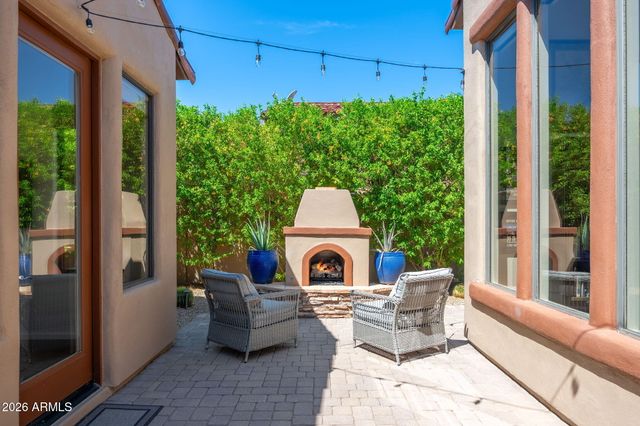 8146 E WINGSPAN Way, Scottsdale, AZ 85255