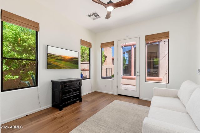 8146 E WINGSPAN Way, Scottsdale, AZ 85255